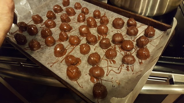 Strawberry buttercream truffles!